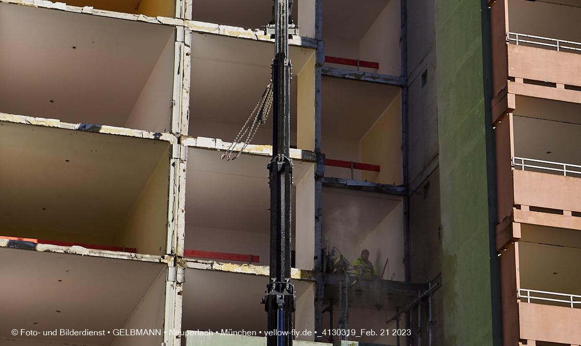 21.02.2023 -  Mega-Sanierung in der Kurt-Eisner-Straße in Neuperlach